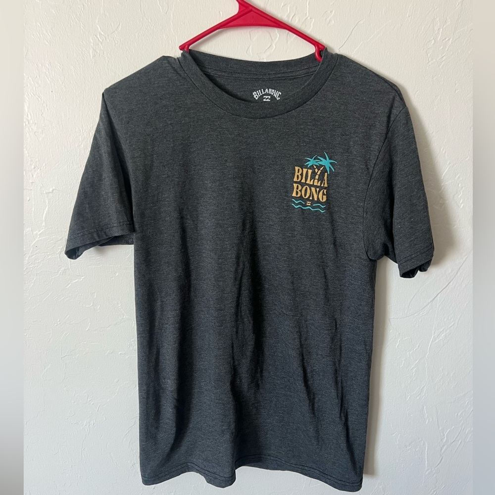 NWOT Billabong Tropical T-shirt